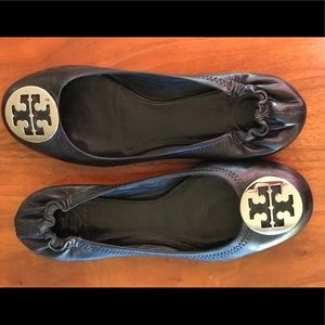 Tory Burch Black Ballet Flats - size 8